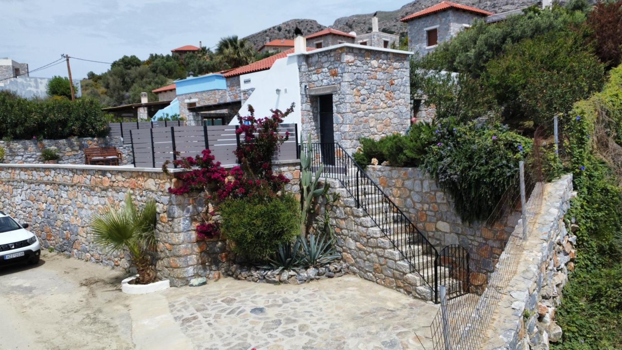 Villa Mavri Ruhige Private Pool Villa, Meerblick Agia Paraskevi  エクステリア 写真